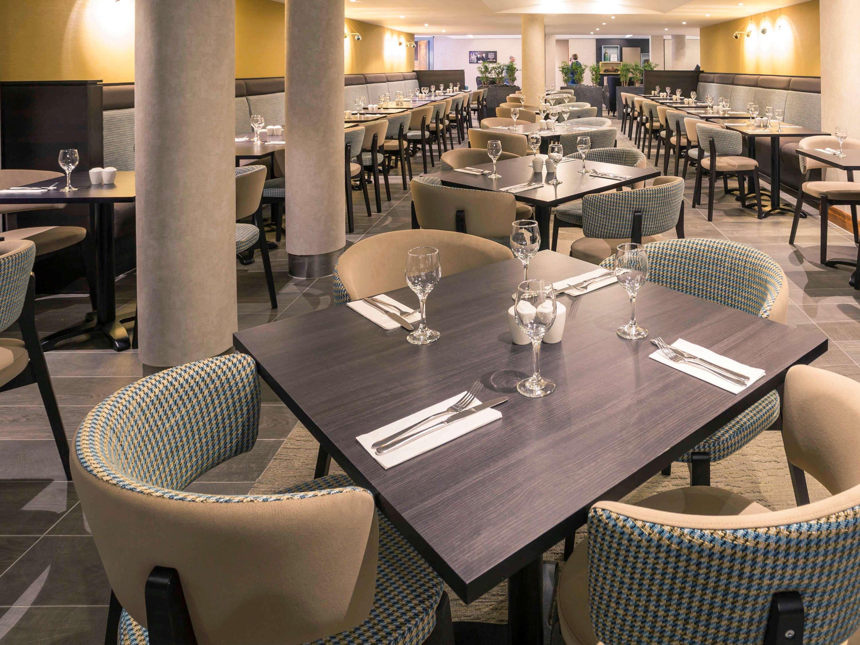 Mercure London Heathrow Airport Hillingdon Esterno foto