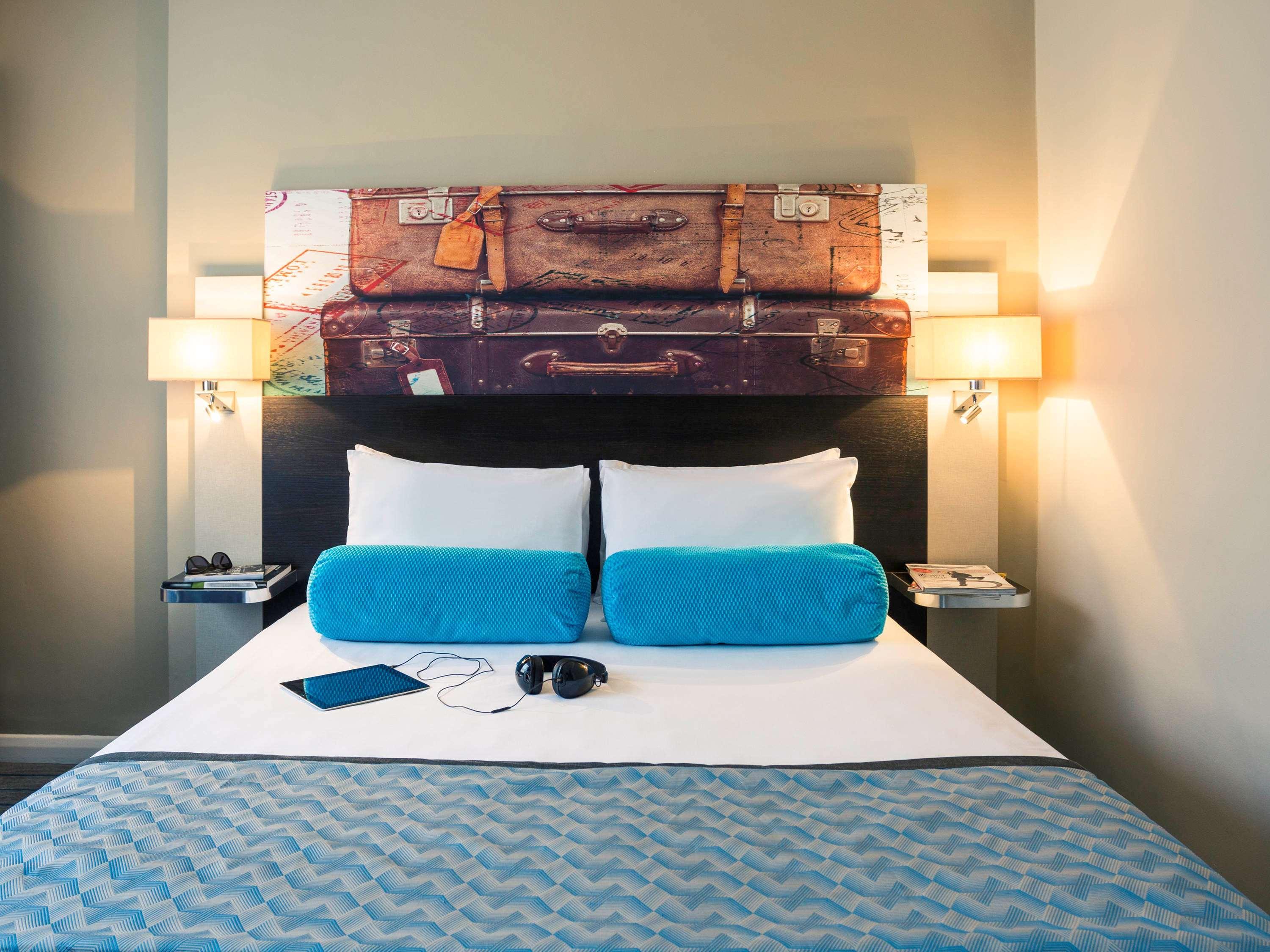 Mercure London Heathrow Airport Hillingdon Esterno foto